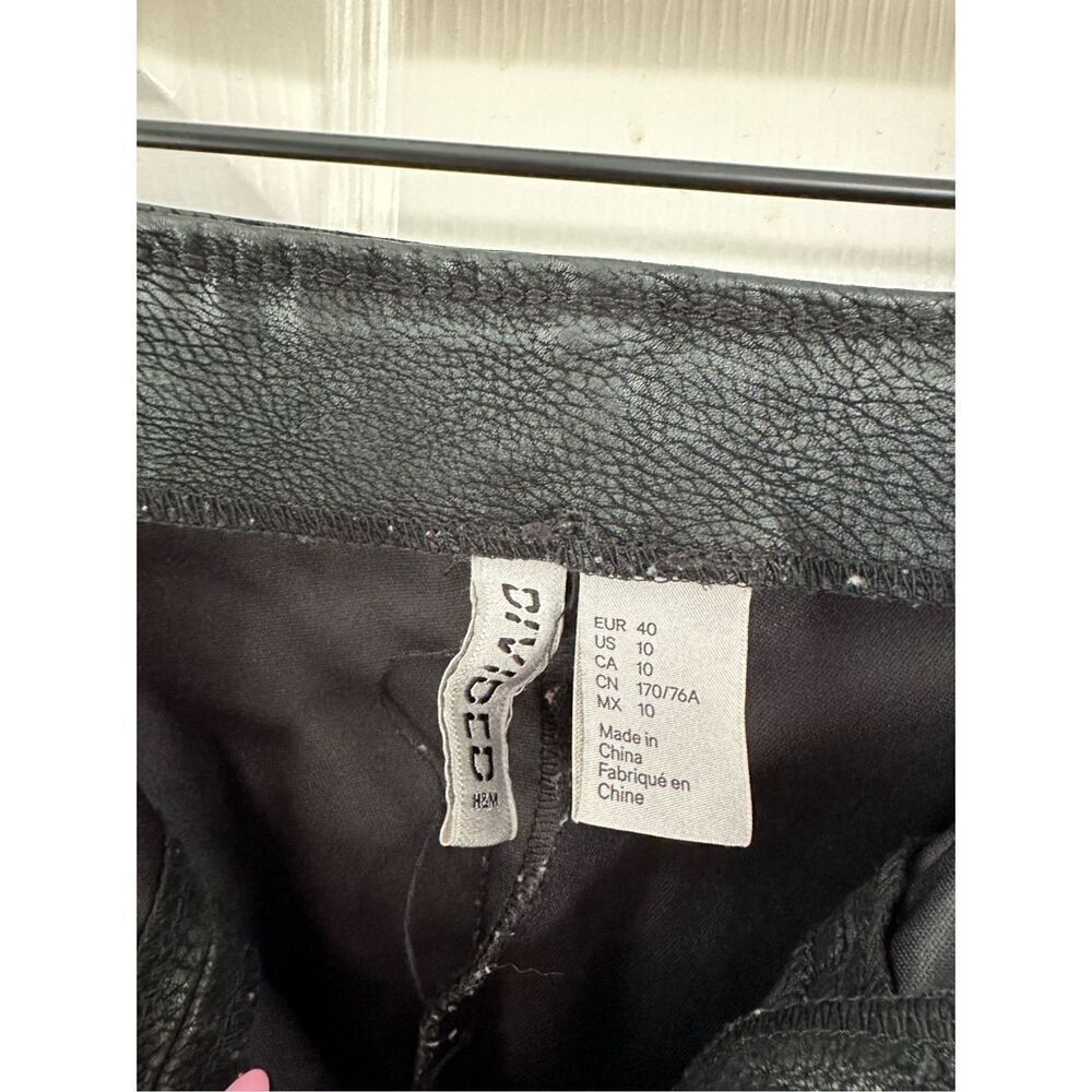 H&M Divided Faux Leather Snake Skin Rock Metal Punk Grunge Black Zip Pants | 10 - Picture 7 of 8